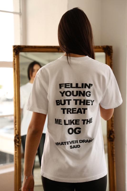 “Feeling Young” Oversized Unisex T-Shirt/ White